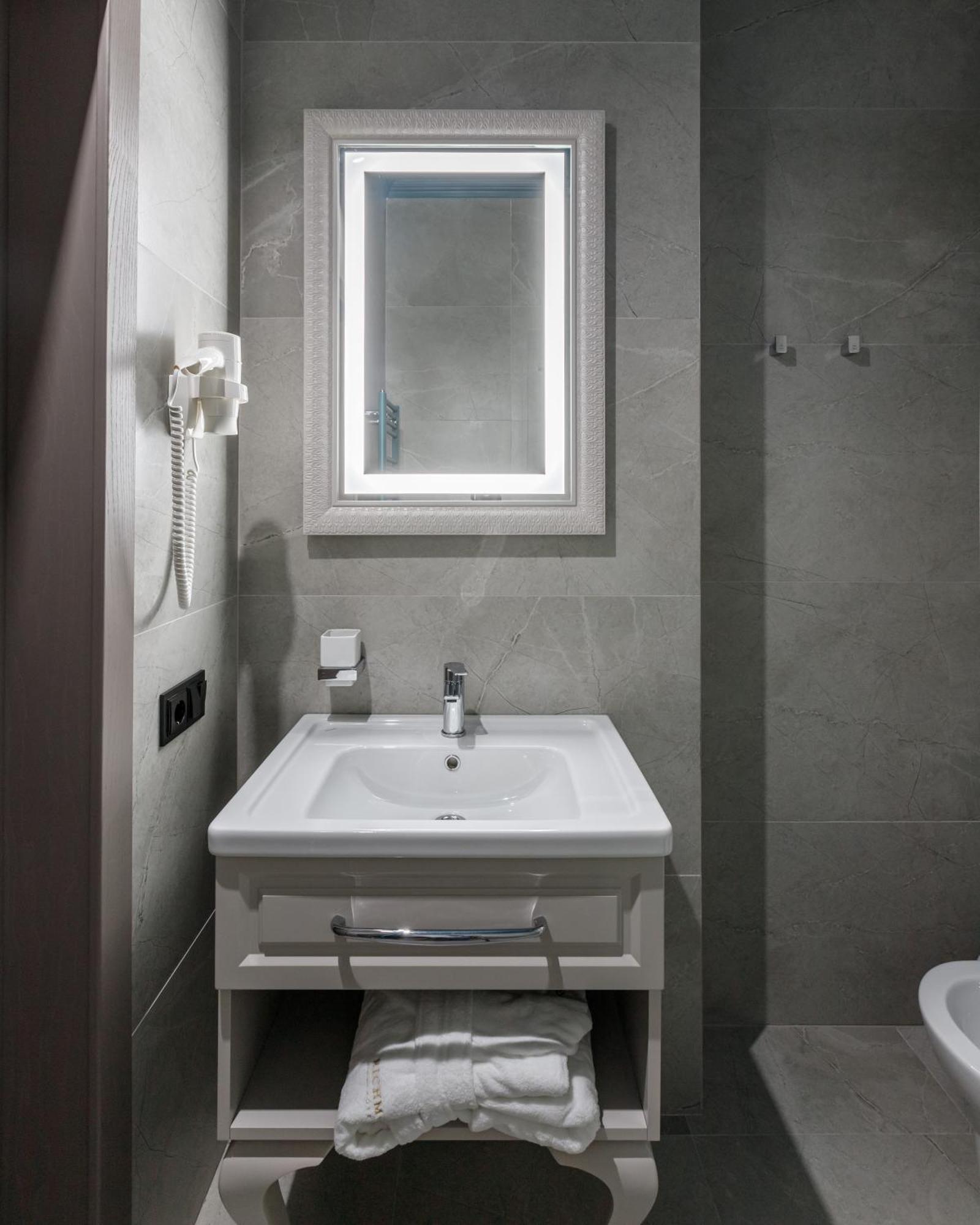 Richmond Hotel Kisinyov Kültér fotó